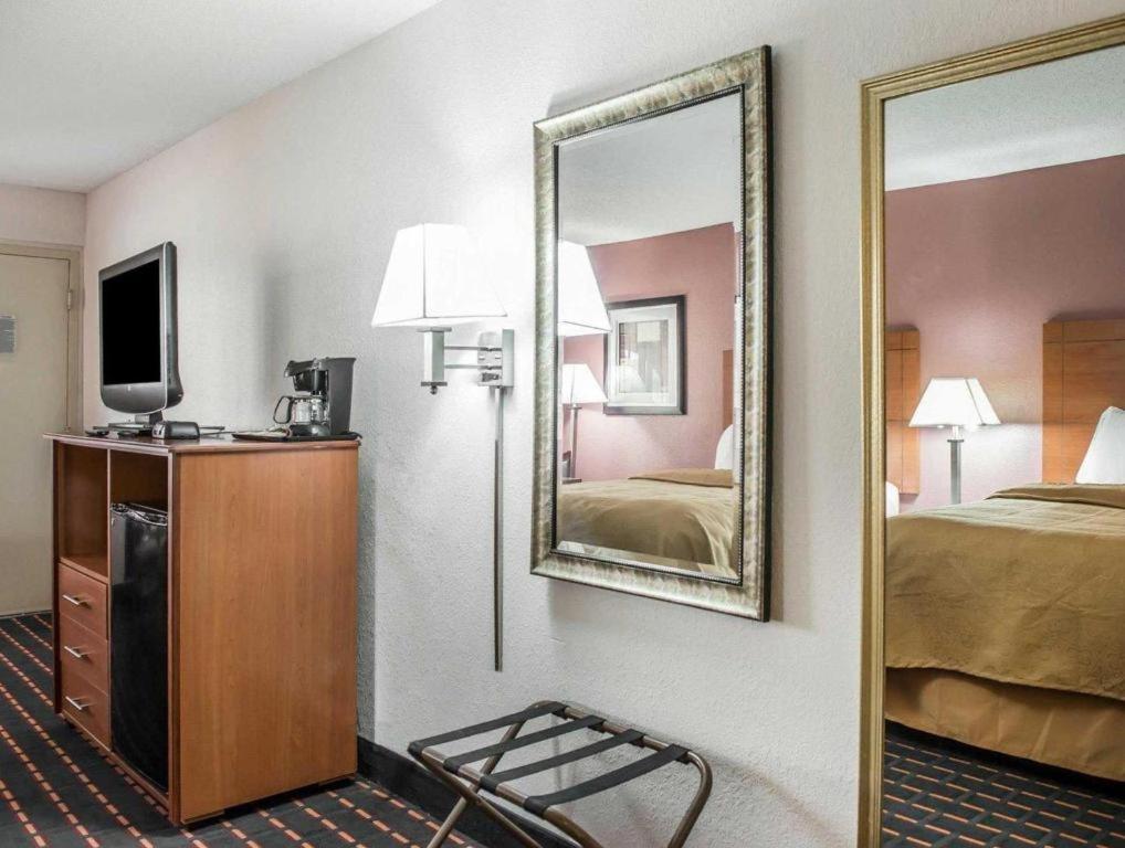 Quality Inn Marianna Exterior foto